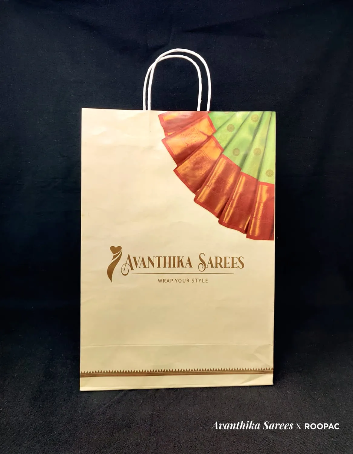 Avanthika Sarees — photograph 6